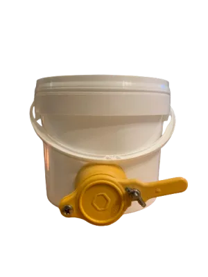 Round conical plastic bucket for food - 3 L - 5 kg honey with tap