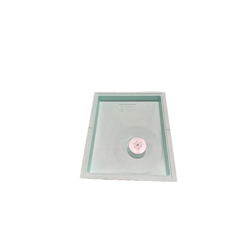 Heat-insulating polystyrene feeder cover for beehive d.b. 10 frames