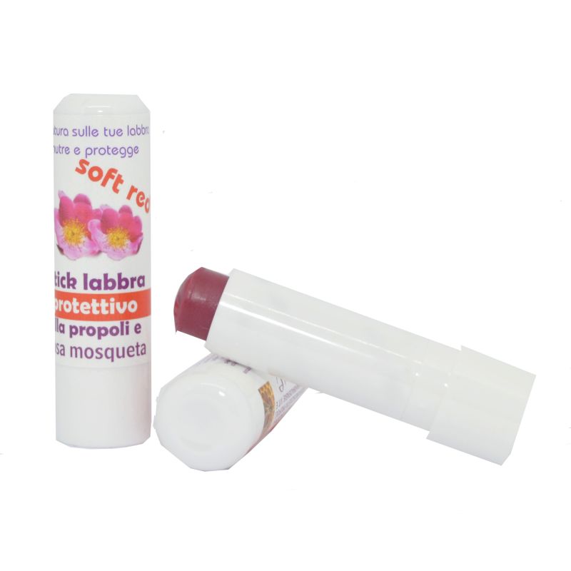 Protective lip stick with propolis, aloe and rosehip