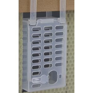 Cut-off brood block cage